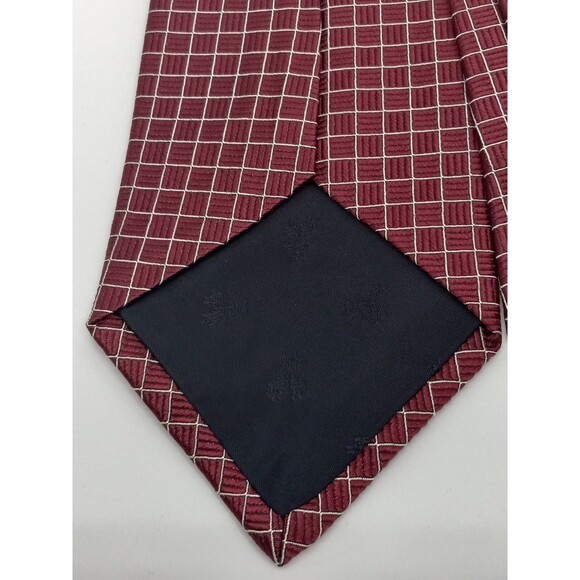 Brooks Brothers Silk Makers Necktie. Red & White Squares Men's Tie 58" x 3.75" - Picture 6 of 6